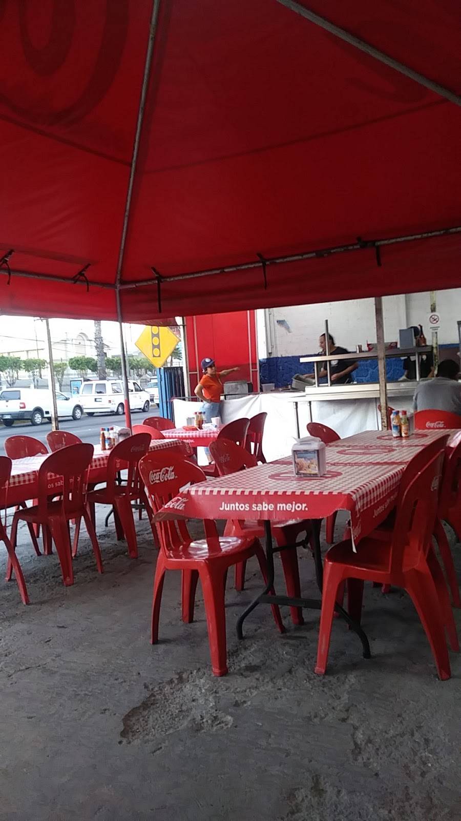 Mariscos Titos | restaurant | Blvd. Fundadores, El Rubi, 22626 Tijuana, B.C., Mexico | 016646370125 OR +52 664 637 0125