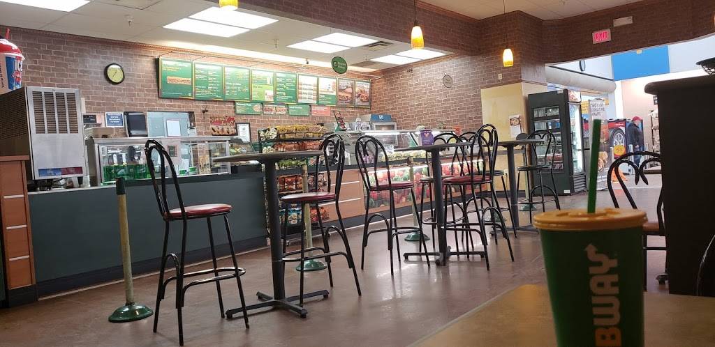 Subway | restaurant | 3800 Deerfield Dr, Janesville, WI 53546, USA | 6087584747 OR +1 608-758-4747