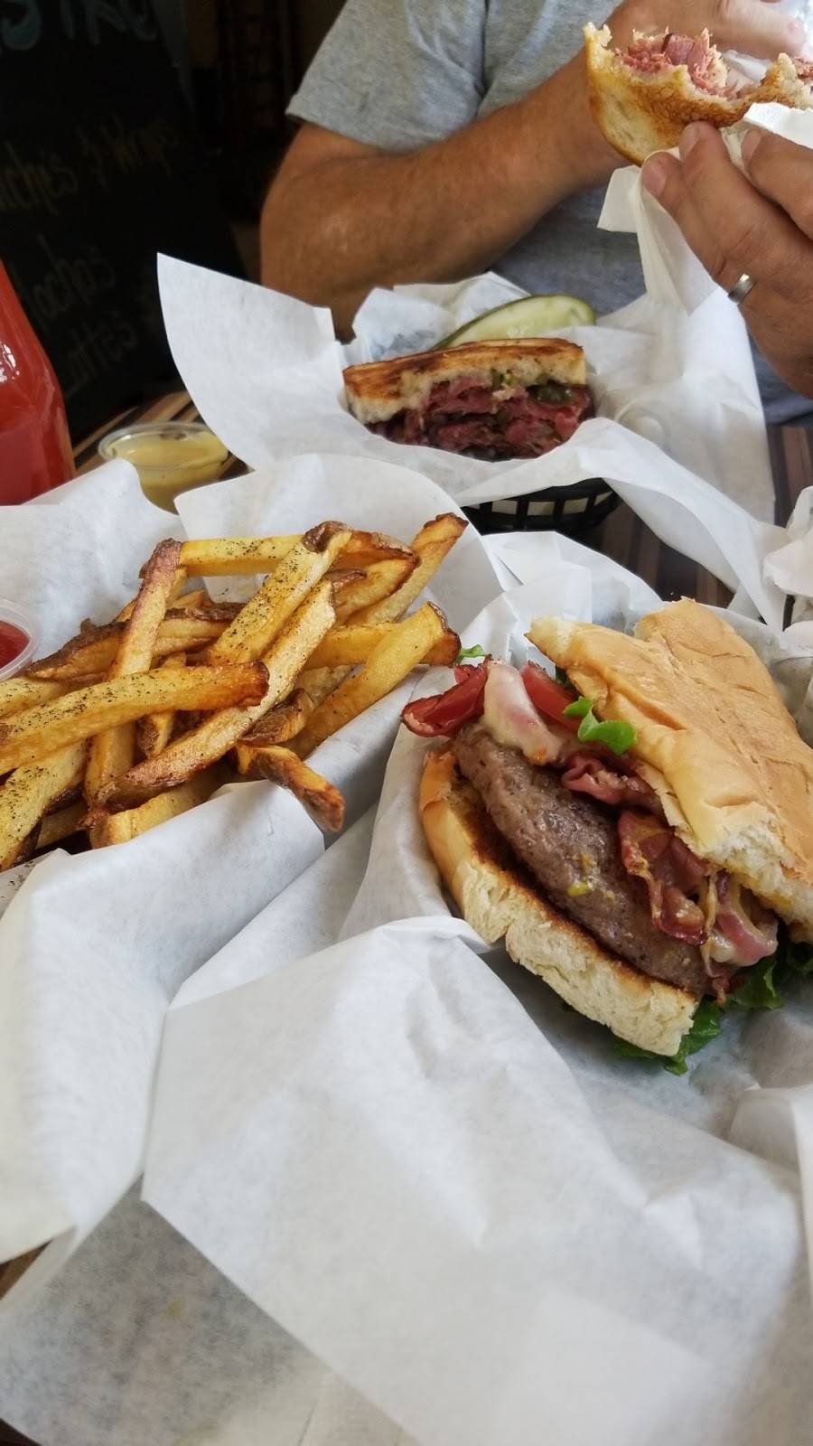 Blue Skys Bistro | cafe | 3001, 12822 Pearblossom Hwy, Pearblossom, CA 93553, USA | 6614800793 OR +1 661-480-0793