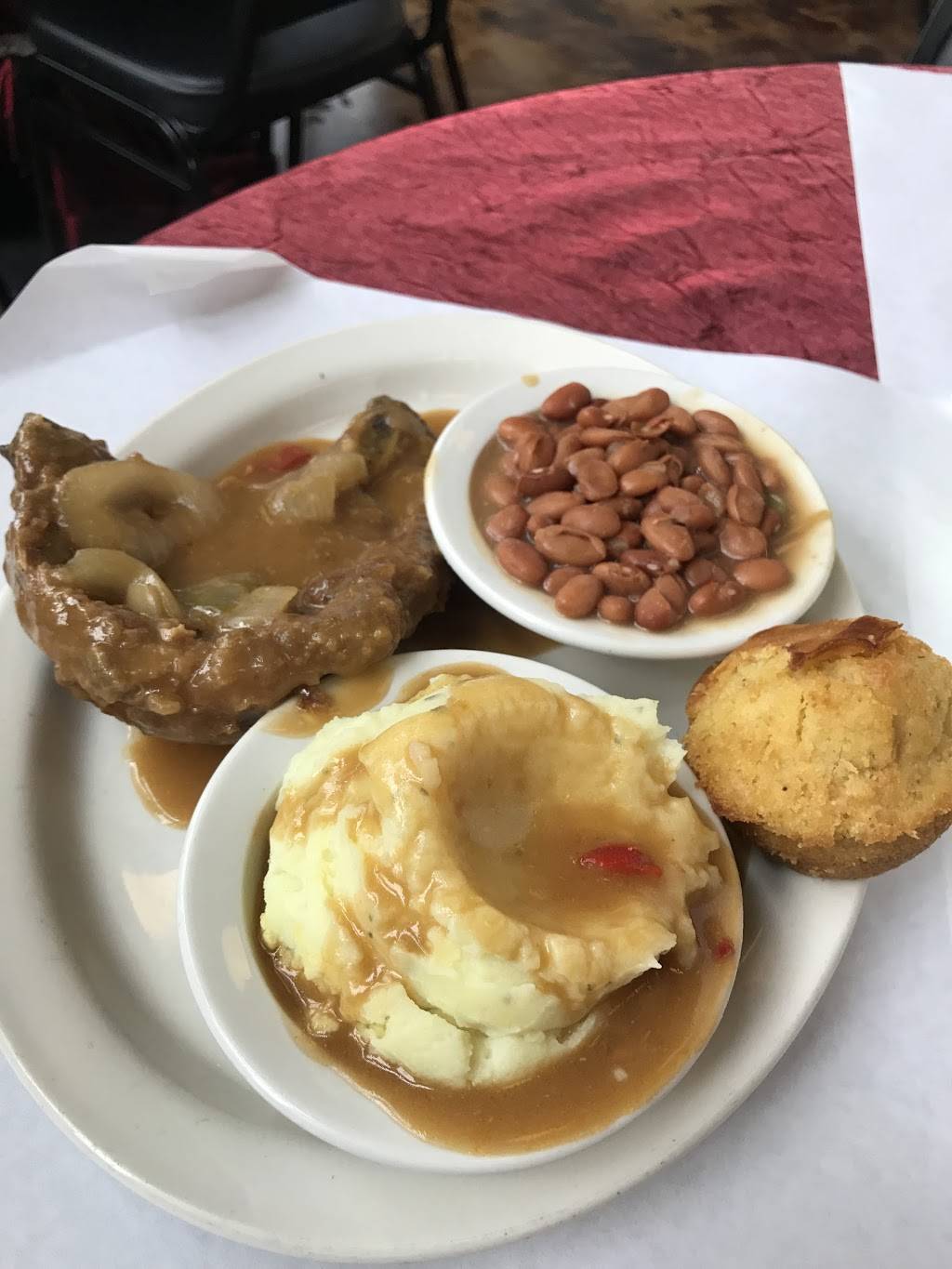 Homestyle Kitchen | restaurant | 1901 2nd Ave N, Bessemer, AL 35020, USA | 2055657278 OR +1 205-565-7278