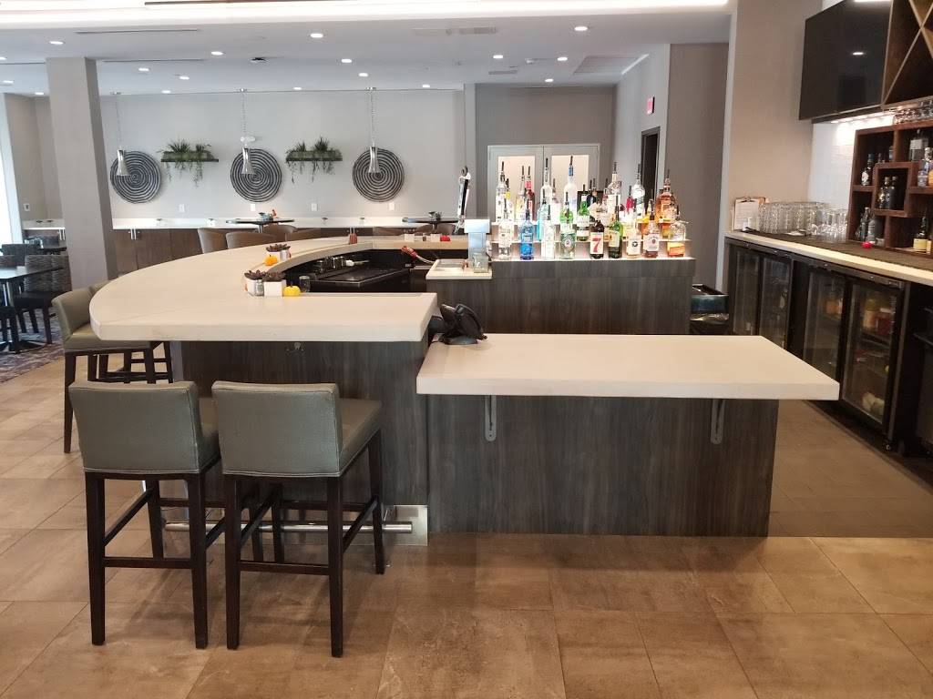 Foxhole Restaurant and Bar | restaurant | 340 Amistead Ave, Fort Mill, SC 29708, USA | 8035789960 OR +1 803-578-9960