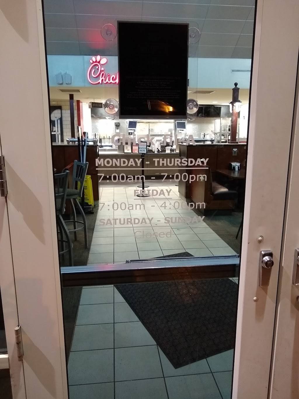 Chick-fil-A | restaurant | Fernow Cafe, 201 Fernow St, Clemson, SC 29631, USA | 8646561272 OR +1 864-656-1272