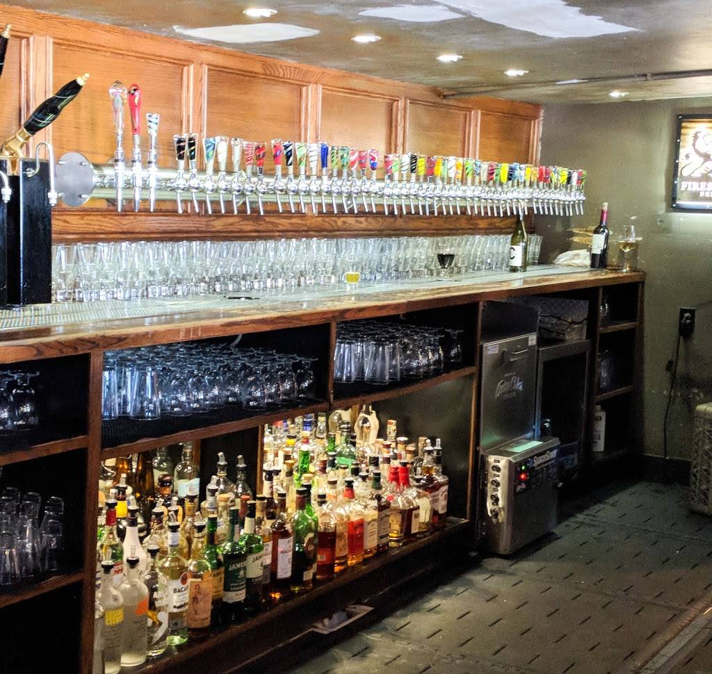 Churchills Pub & Grille | restaurant | 887 W San Marcos Blvd, San Marcos, CA 92078, USA | 7604718773 OR +1 760-471-8773