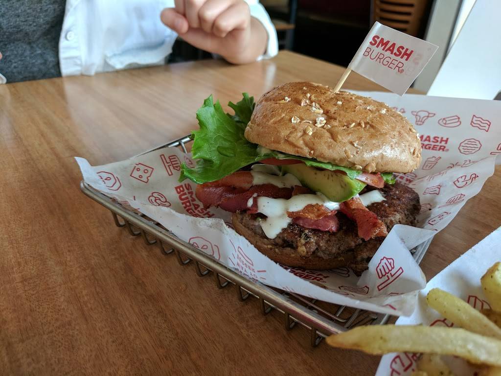 Smashburger | restaurant | 2222 McKinney Ave, Dallas, TX 75201, USA | 4693413394 OR +1 469-341-3394