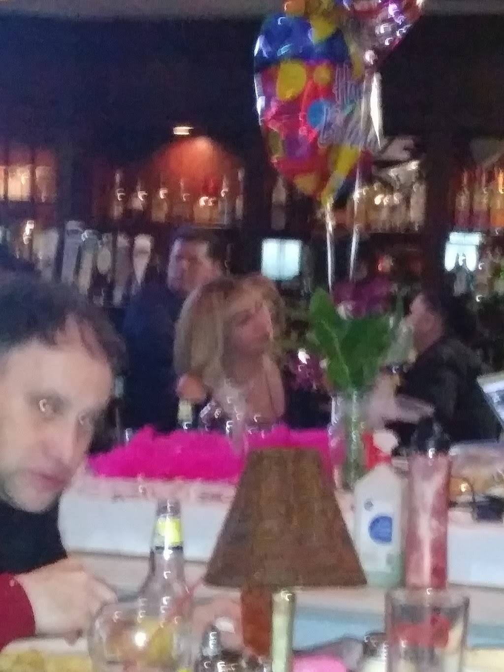 Randis Restaurant and Bar | restaurant | 1619 Grant Ave, Philadelphia, PA 19115, USA | 2156777723 OR +1 215-677-7723