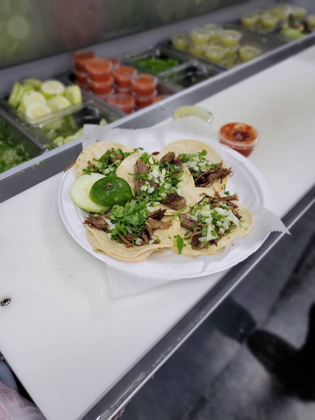 Taqueria Lopez | restaurant | 120 N Tuscarawas Ave, Dover, OH 44622, USA | 3304403972 OR +1 330-440-3972