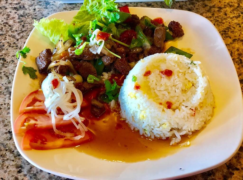 V Bistro | restaurant | 19775 US-59, Humble, TX 77338, USA | 2815407467 OR +1 281-540-7467