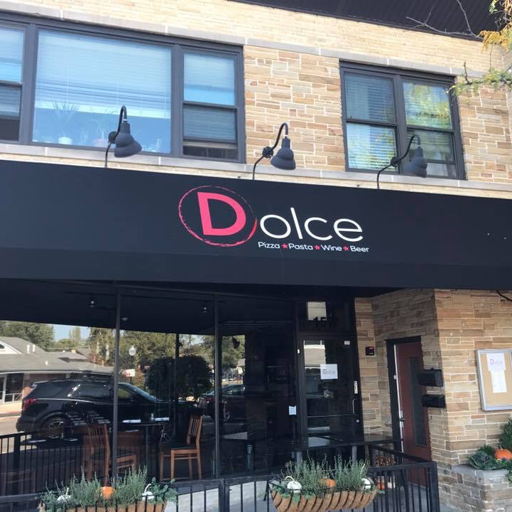 Dolces Restaurant & Wine Bar | restaurant | 15 W Quincy St, Westmont, IL 60559, USA | 6306630401 OR +1 630-663-0401