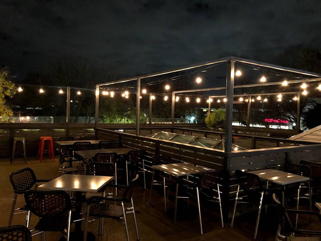 Burgers and Brew | restaurant | 1616 J St, Sacramento, CA 95814, USA | 9164922850 OR +1 916-492-2850