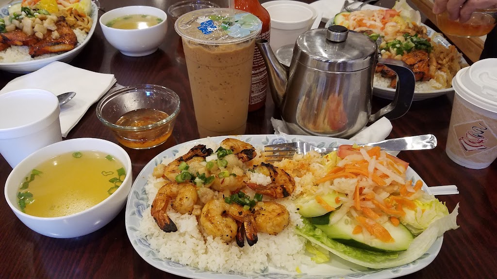 King Do Baguette & Bakery | bakery | 1229 Dorchester Ave, Dorchester, MA 02125, USA | 6174365464 OR +1 617-436-5464