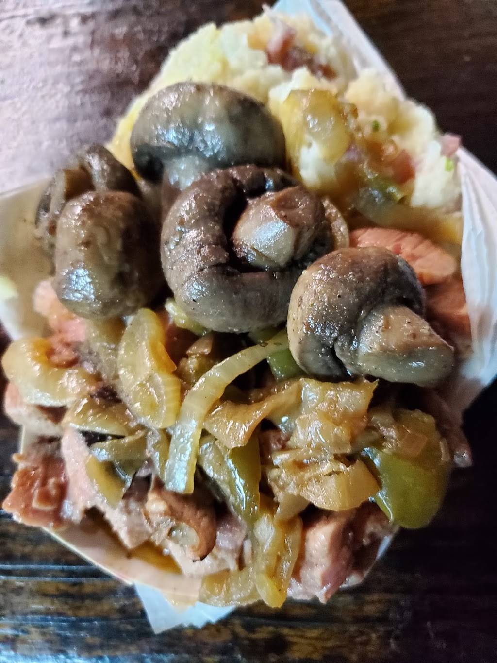 Iron Horse Saloon | restaurant | 1068 US-1, Ormond Beach, FL 32174, USA | 3866771550 OR +1 386-677-1550