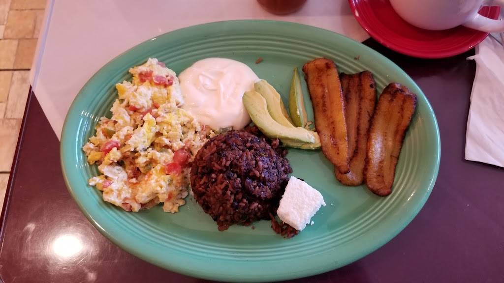 Pulgarcito Family Restaurant | restaurant | 1311 Vermont Ave, Los Angeles, CA 90006, USA | 2133886635 OR +1 213-388-6635