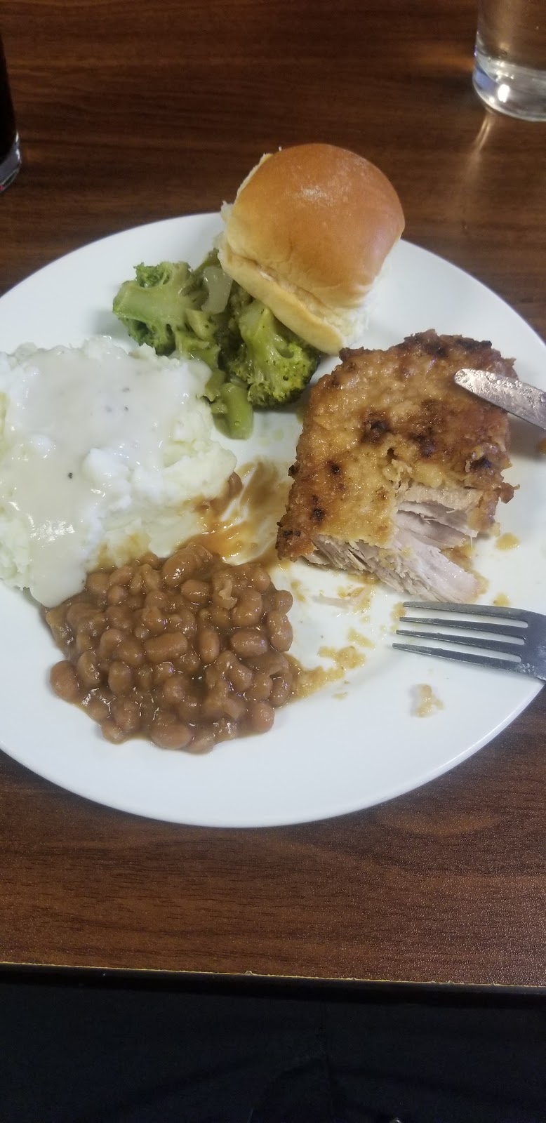 Cattlemans Lounge | restaurant | 125 S Main St, Springview, NE 68778, USA | 4024972337 OR +1 402-497-2337