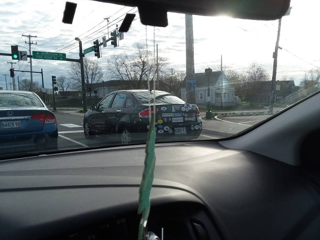 Dunkin | bakery | 613 US-1, Scarborough, ME 04074, USA | 2072198208 OR +1 207-219-8208