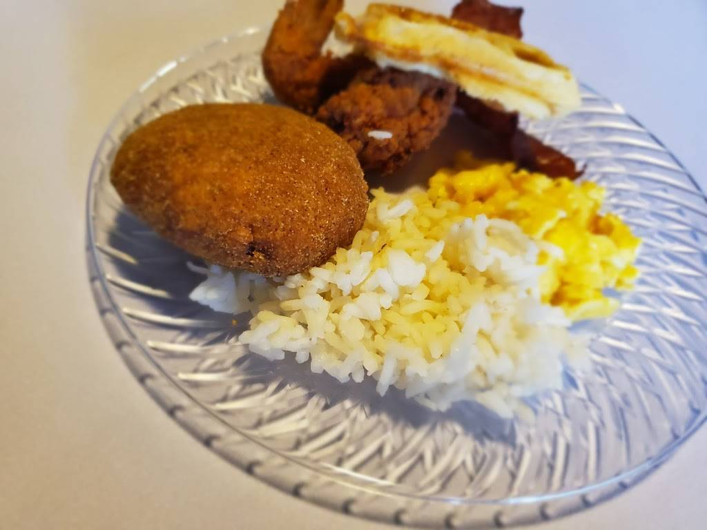 Charmz Kitchen | restaurant | 4838 183rd St, Country Club Hills, IL 60478, USA | 7737329960 OR +1 773-732-9960