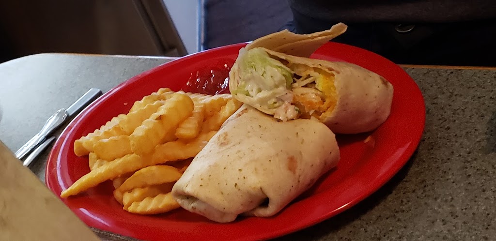 Hulls Hideaway | restaurant | 37 Potomac River Rd, Monterey, VA 24465, USA | 5404683463 OR +1 540-468-3463