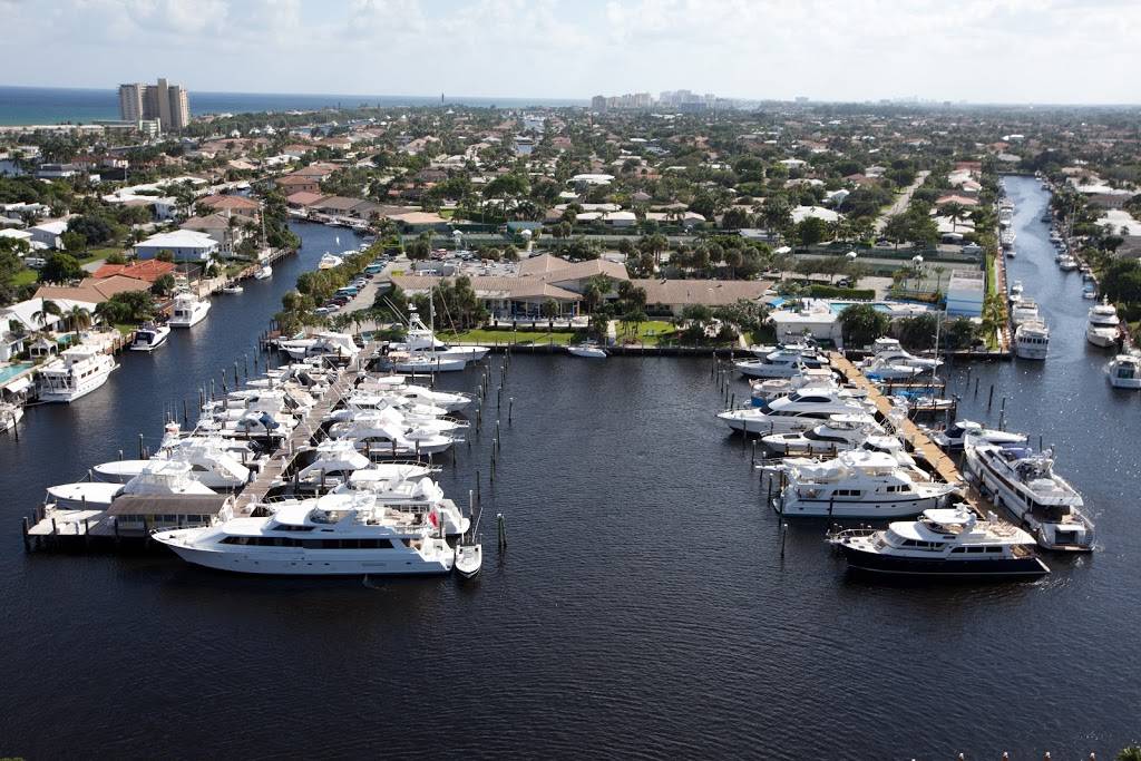Lighthouse Point Yacht Club | restaurant | 2701 NE 42nd St, Lighthouse Point, FL 33064, USA | 9549427244 OR +1 954-942-7244