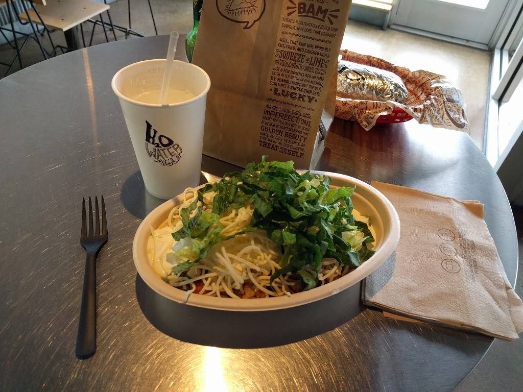 Chipotle Mexican Grill | restaurant | 7229 Central Ave, Toledo, OH 43617, USA | 4198413283 OR +1 419-841-3283