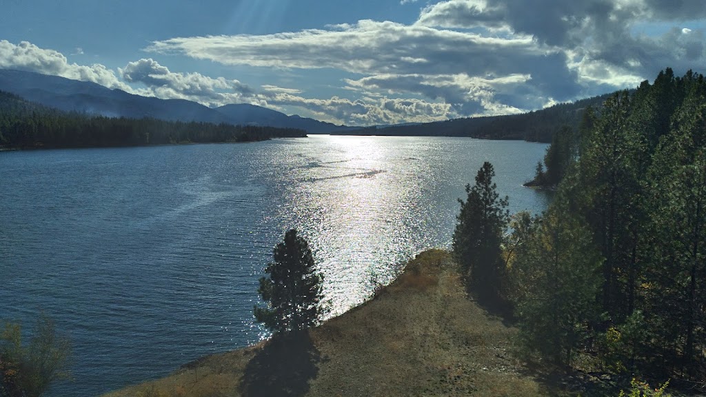 Colville Fuels Noisy Waters | restaurant | 34291 State Rte 20, Kettle Falls, WA 99141, USA | 5097382983 OR +1 509-738-2983