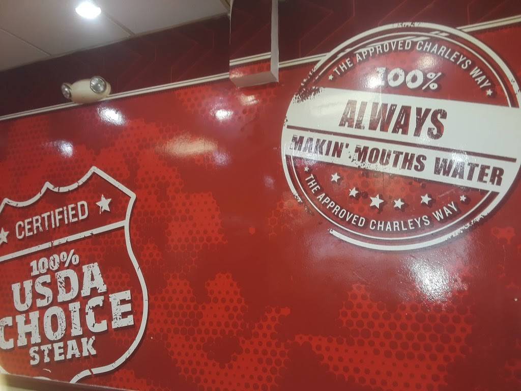 Charleys Philly Steaks | restaurant | Kings Plaza, 5100 Kings Plaza, Brooklyn, NY 11234, USA | 7183383083 OR +1 718-338-3083