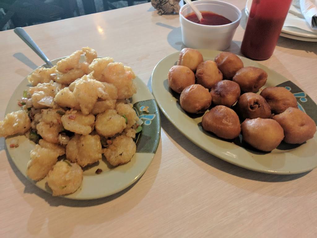 Caribbean Heat Family Restaurant | restaurant | 1300 Finch Ave W, North York, ON M3J 3K2, Canada | 4167396600 OR +1 416-739-6600