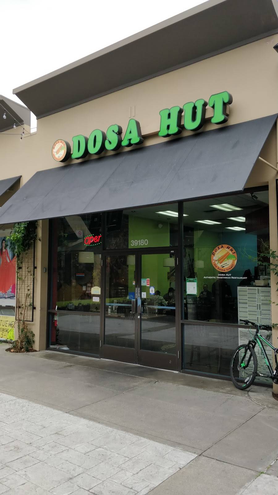 Dosa Hut | restaurant | 39180 Paseo Padre Pkwy, Fremont, CA 94538, USA | 5107963672 OR +1 510-796-3672