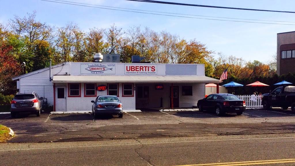 Ubertis Fish Market | restaurant | 88 Ferry Blvd, Stratford, CT 06615, USA | 2033771429 OR +1 203-377-1429