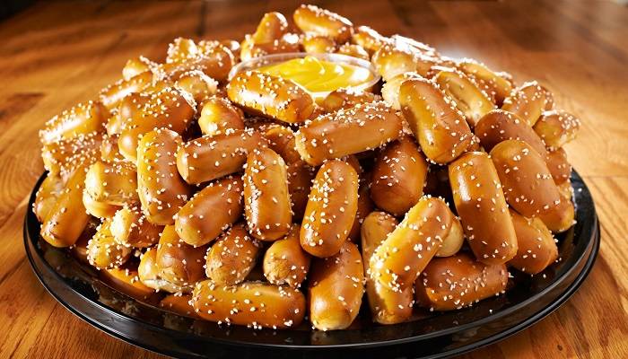 Mantoloking Road Alehouse | restaurant | 247 Mantoloking Rd, Brick, NJ 08723, USA | 7324776000 OR +1 732-477-6000