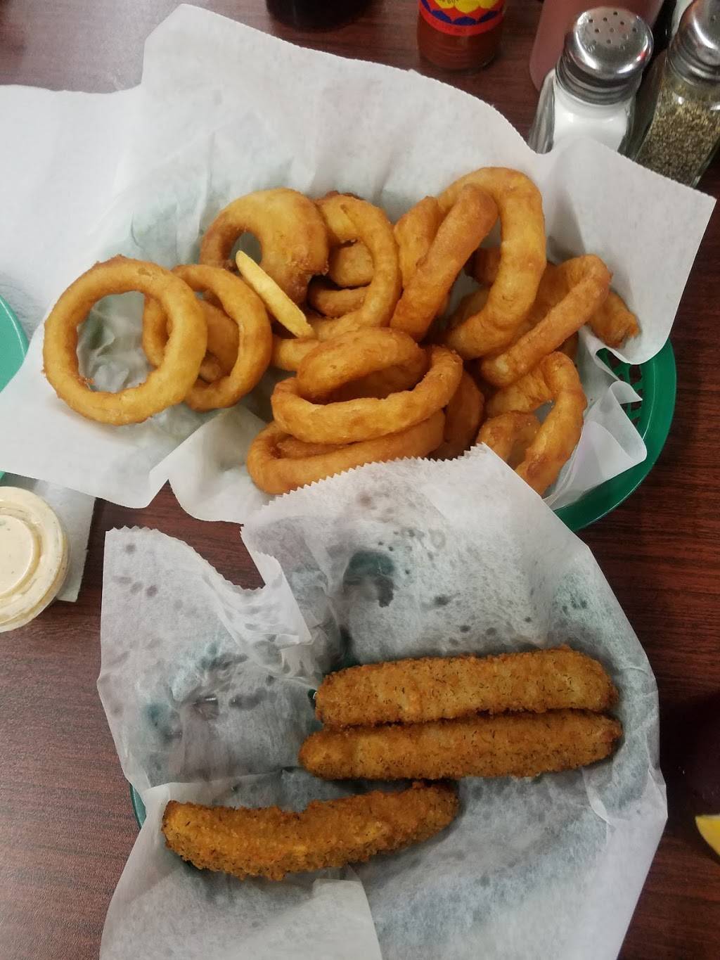 Hackett Hot Wings | restaurant | 520 S Main St, Joplin, MO 64801, USA | 4176251333 OR +1 417-625-1333