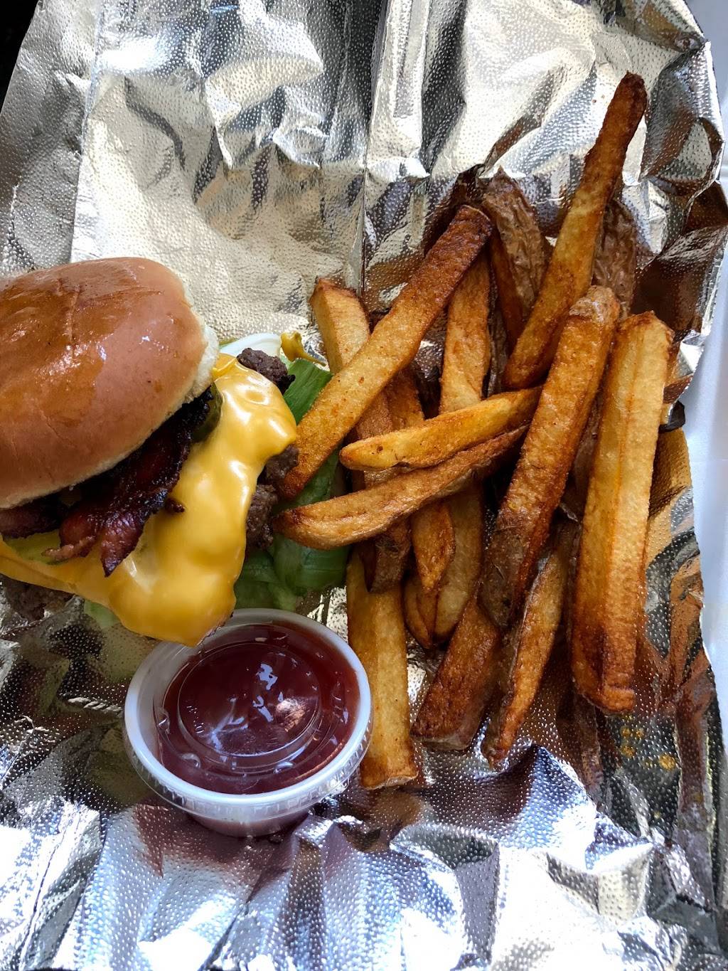 something good | restaurant | 102 N Ohio St, Kokomo, IN 46901, USA | 7654324890 OR +1 765-432-4890