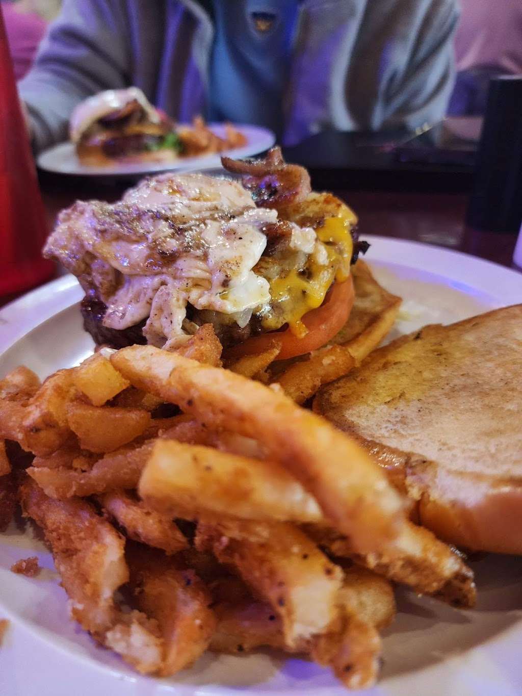 Opies Bar & Grill | restaurant | 158 N Broad St, Galesburg, IL 61401, USA | 3093152112 OR +1 309-315-2112