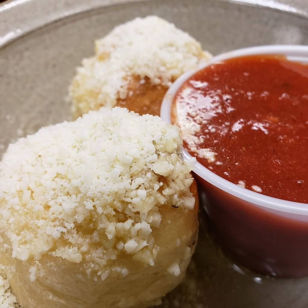 Zippoz Pizza | meal delivery | 3950 S US Hwy 17 92 #1024, Casselberry, FL 32707, USA | 4079605209 OR +1 407-960-5209