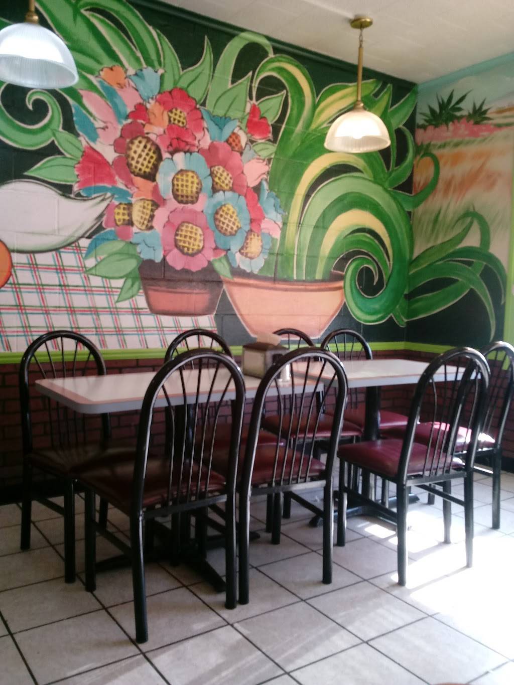 Luceros Mexican Restaurant | meal takeaway | 146 N Elm St, Ottawa, OH 45875, USA | 4195239263 OR +1 419-523-9263