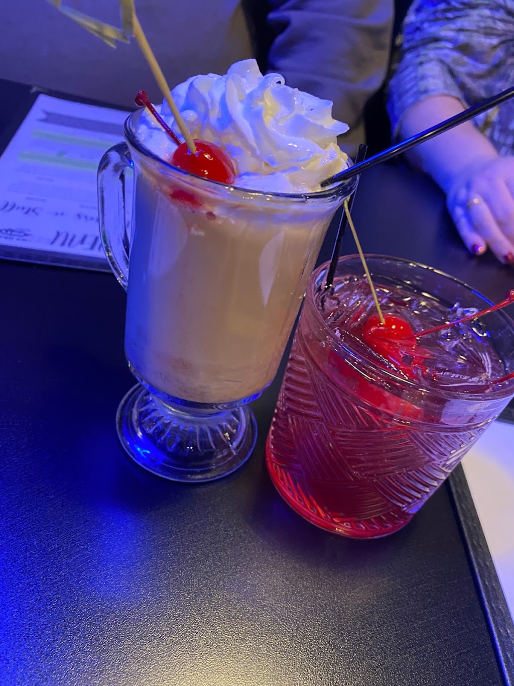 The Dirty Shirley | restaurant | 4128 14th Ave, Rock Island, IL 61201, USA | 3092837003 OR +1 309-283-7003