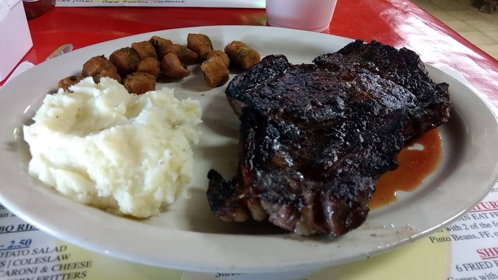 Dimples Smiley BBQ | restaurant | 106 Fay Ave E, US-87, Smiley, TX 78159, USA | 8305876655 OR +1 830-587-6655