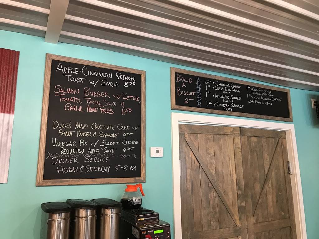 Village Diner | restaurant | 600 W King St, Hillsborough, NC 27278, USA | 9192458915 OR +1 919-245-8915