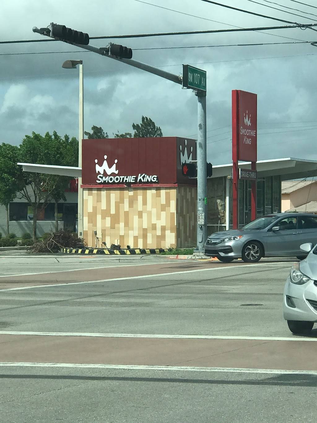 Smoothie King | meal delivery | 10701 SW 72nd St, Miami, FL 33173, USA | 7867732877 OR +1 786-773-2877