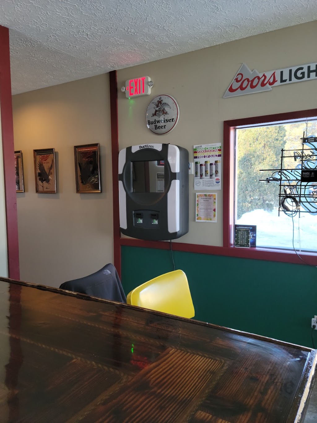 Louies Bar and Bites | restaurant | 10583 Gresylon Dr, Hayward, WI 54843, USA | 7159343276 OR +1 715-934-3276