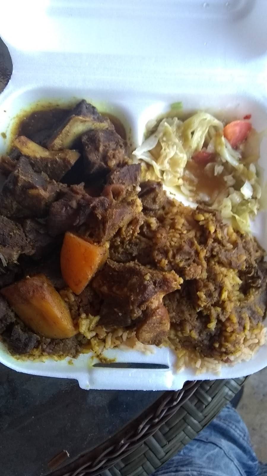 Jamrock Kitchen | restaurant | 22117 S Dixie Hwy, Goulds, FL 33170, USA | 7862345968 OR +1 786-234-5968