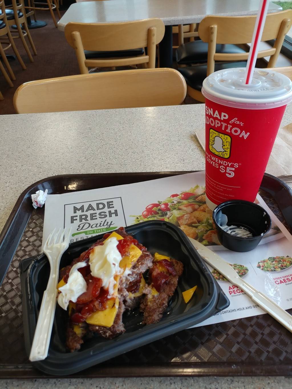 Wendys | restaurant | 1436 Oak Harbor Rd, Fremont, OH 43420, USA | 4193328926 OR +1 419-332-8926