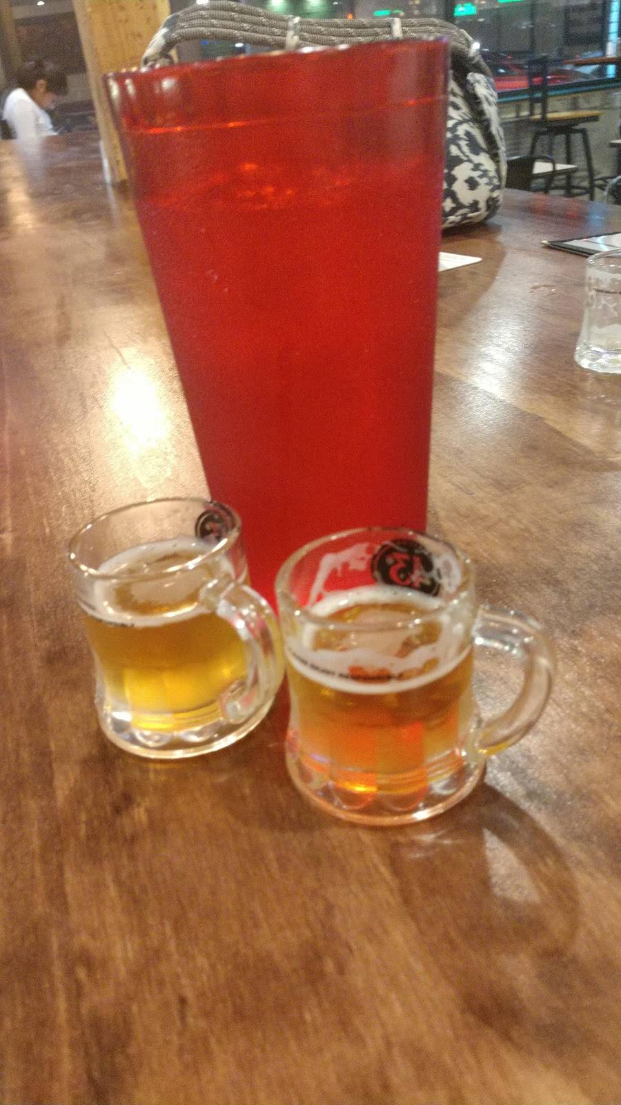 Mahoneys Grub House | restaurant | 8701 E Brainerd Rd, Chattanooga, TN 37421, USA | 4235416244 OR +1 423-541-6244