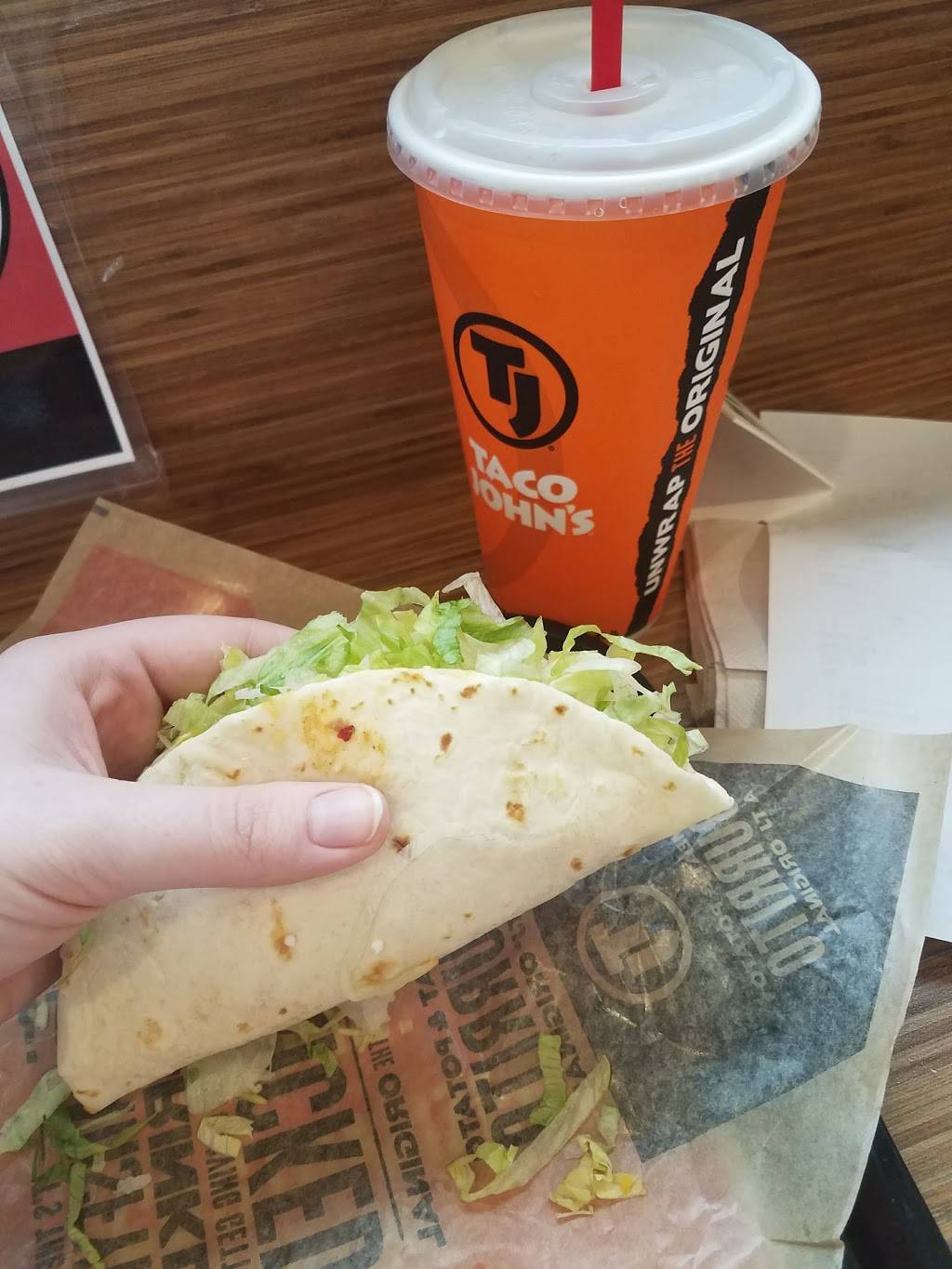 Taco Johns | restaurant | 902 Meijer Dr, Champaign, IL 61822, USA | 2176075577 OR +1 217-607-5577