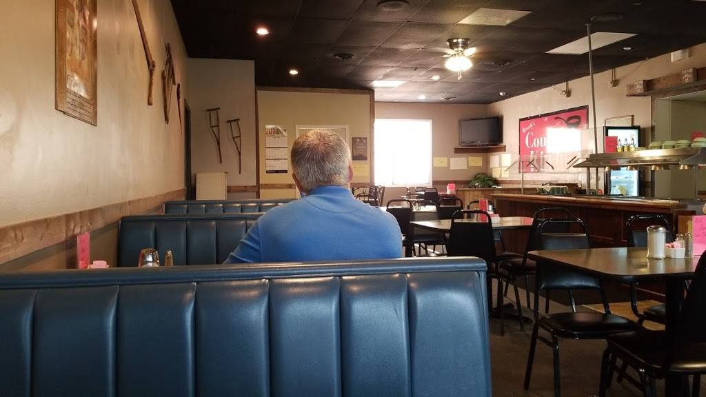 Beverlys Country Kitchen | restaurant | 1050 Hendricks Store Rd, Moneta, VA 24121, USA | 5402974570 OR +1 540-297-4570