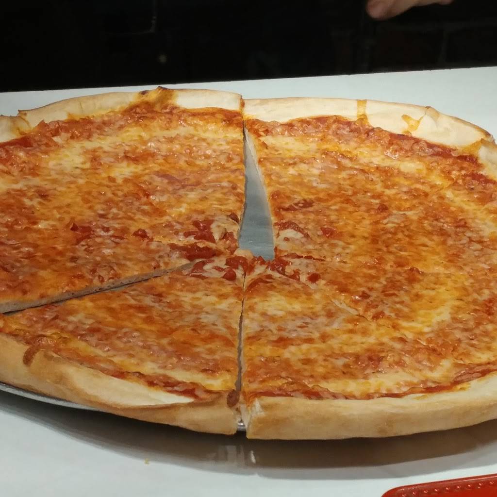 Famous Famiglia | restaurant | Terminal 5, JFK International Airport, JFK Access Rd, Queens, NY 10010, USA | 7182440197 OR +1 718-244-0197