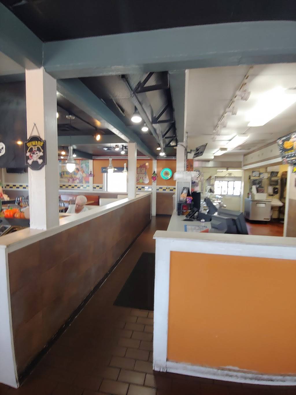 Long John Silvers | restaurant | 3400 S 10th St, Lincoln, NE 68502, USA | 4024230868 OR +1 402-423-0868