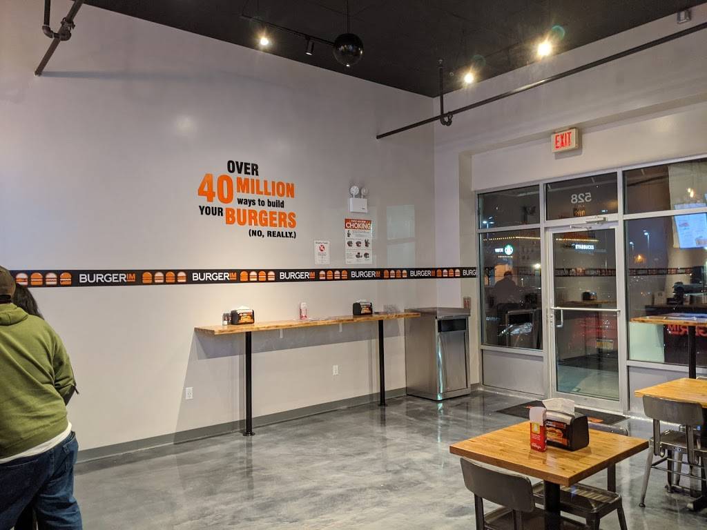 BurgerIM | restaurant | 528 Commack Rd Space 7, Deer Park, NY 11729, USA | 6319409700 OR +1 631-940-9700