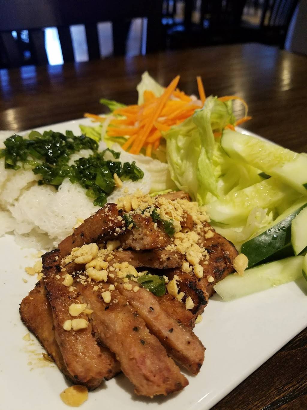 Pho Voorhees | restaurant | 910 Haddonfield-Berlin Rd, Voorhees Township, NJ 08043, USA | 8563447804 OR +1 856-344-7804