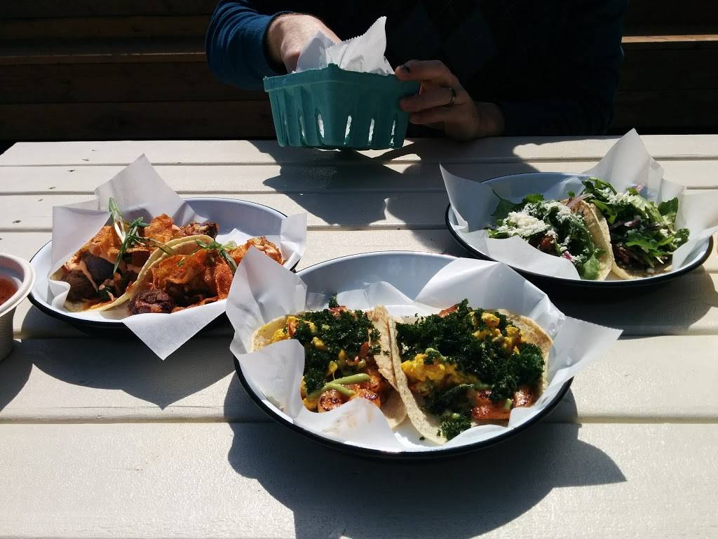 Antique Taco | restaurant | 1000 W 35th St, Chicago, IL 60609, USA | 7738239410 OR +1 773-823-9410