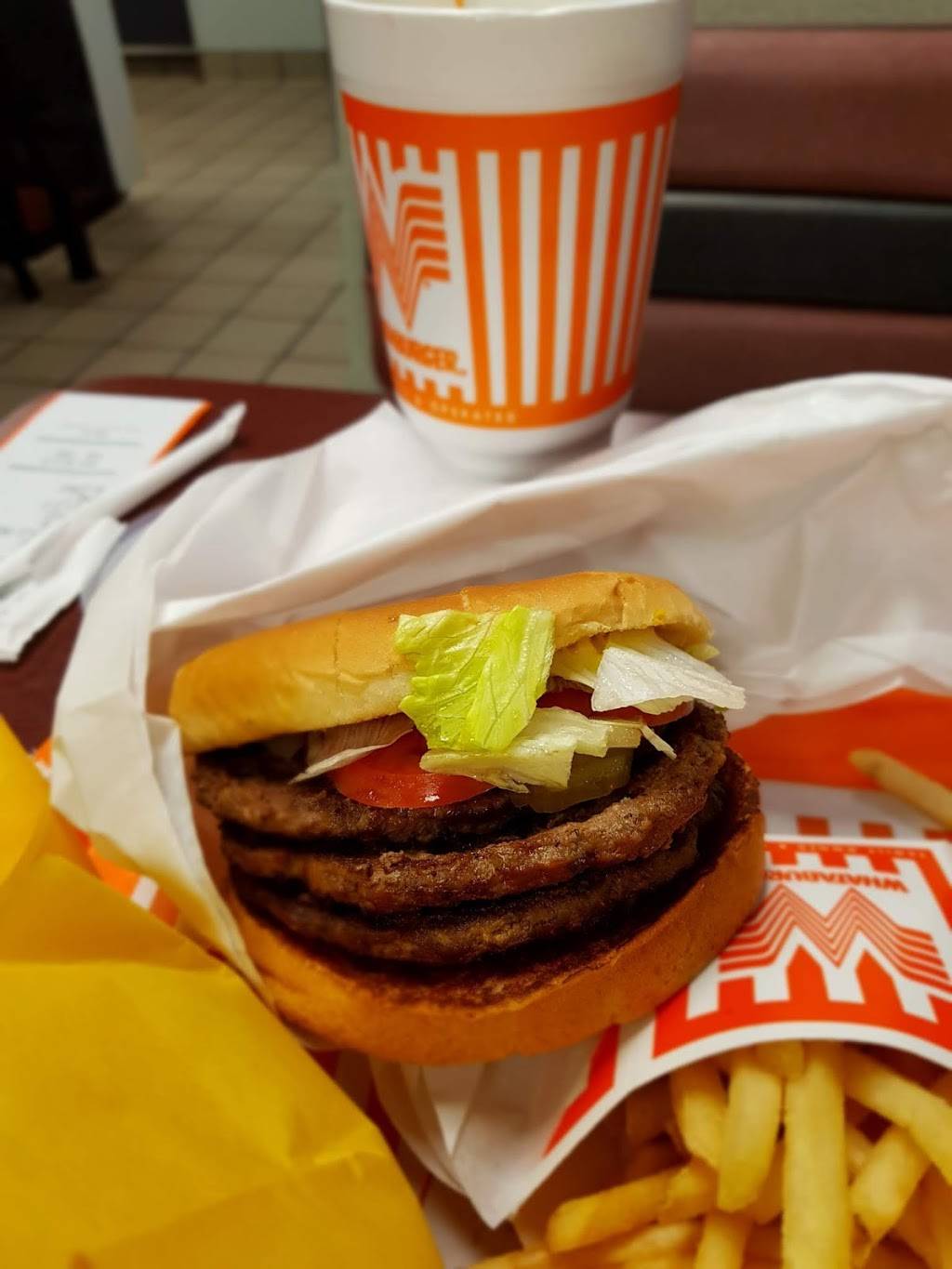 Whataburger | restaurant | 3130 Broadway St, San Antonio, TX 78209, USA | 2108222568 OR +1 210-822-2568