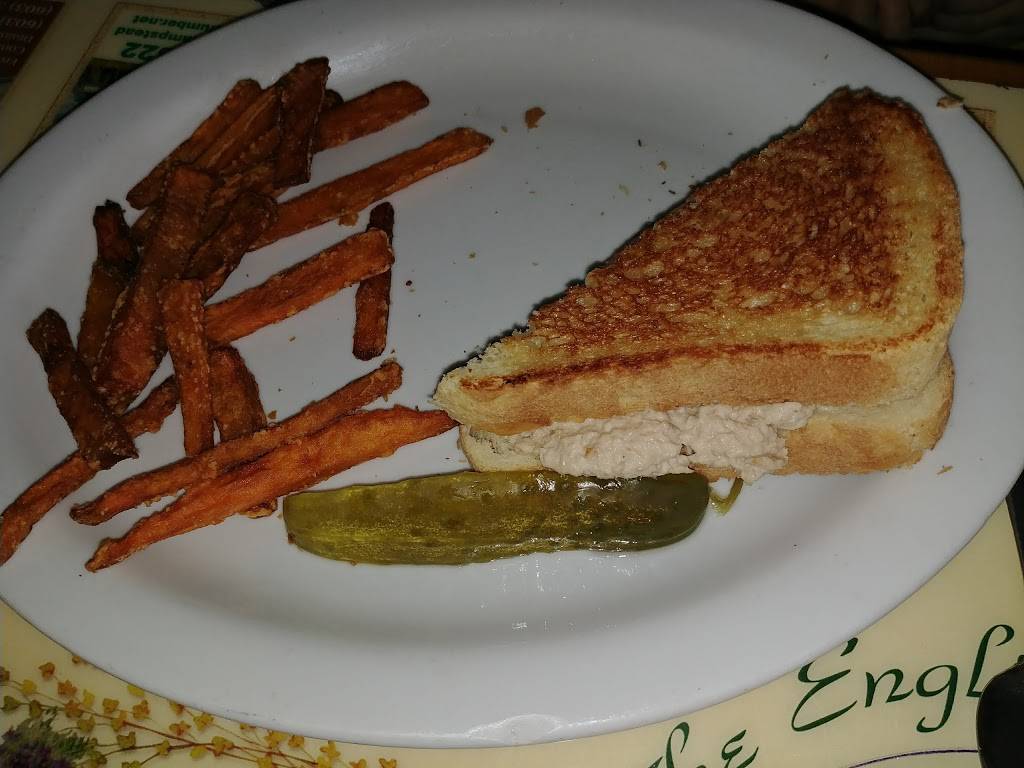 The English Muffin | restaurant | New Hampshire 121, 10 Main St, Hampstead, NH 03841, USA | 6033296952 OR +1 603-329-6952